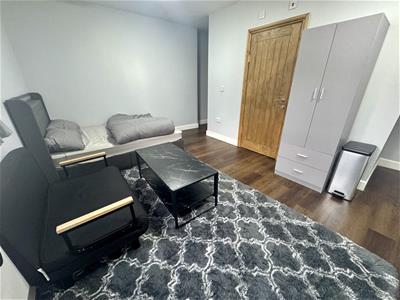 Picture 4